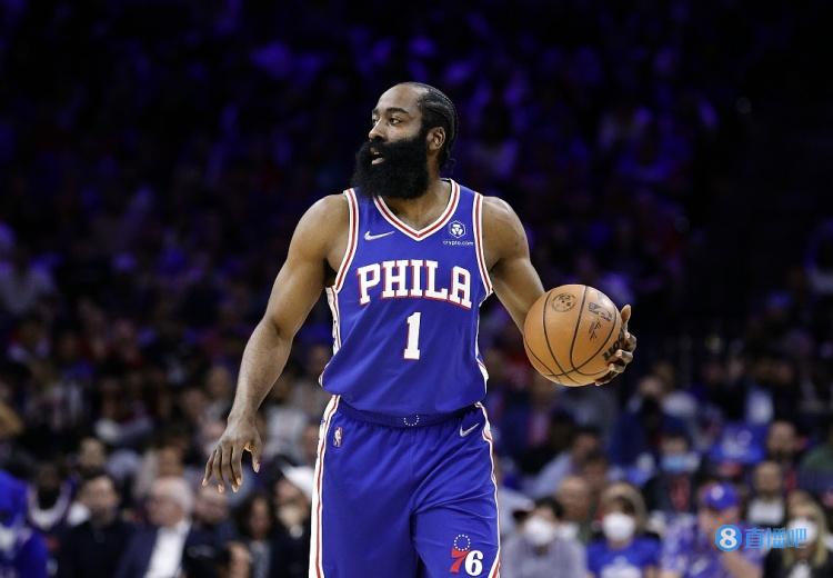 阿媒：奥斯卡所患非严重的结构性心脏病，但是否退役仍不明朗（阿媒：奥斯卡确诊非重度结构性心脏病，是否退役尚未确定）