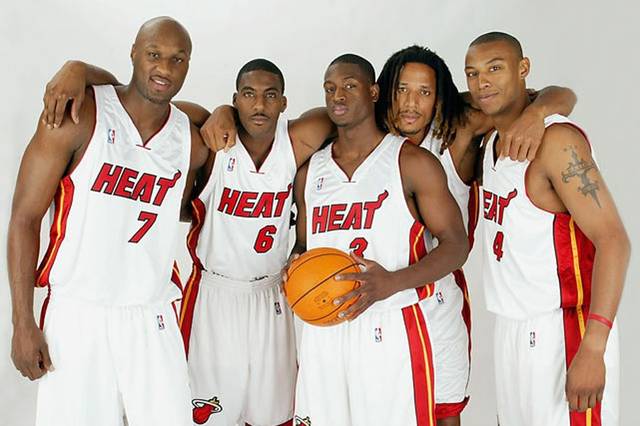 火箭年轻球员成长迅速，赛季表现亮眼（火箭小将突飞猛进，本季表现抢眼）