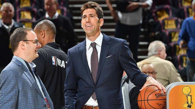 官方：皇家社会与B队射手王卡雷拉续约，近期已续约八人（官宣：皇家社会与B队头号射手卡雷拉续约，近期续约人数已达八人）