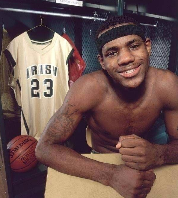 篮球火箭球员赛季数据亮眼（火箭球员本季数据出色）